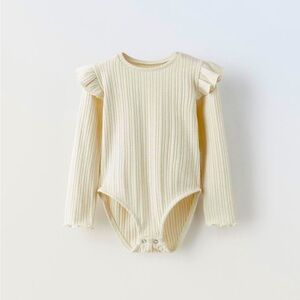 old navy long sleeve ruffled baby girl onesie new with tags 3-6 months in beige